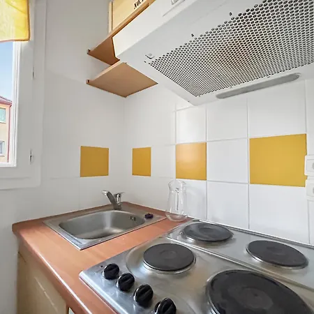 Cosy Avec Terrasse Et Parking Prive דירה