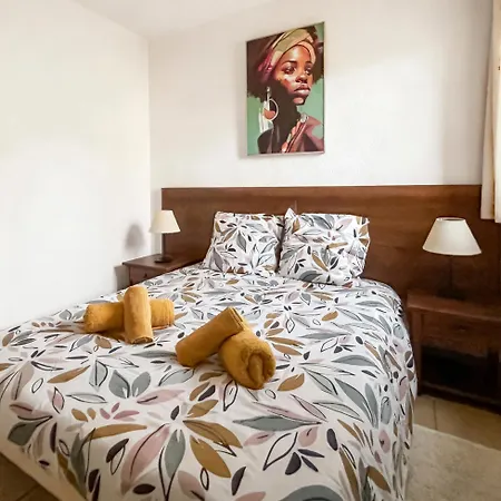 Cosy Avec Terrasse Et Parking Prive Appartement Prayssac