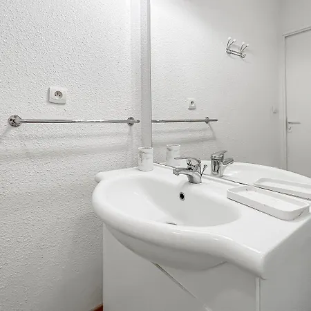 Appartement Cosy Avec Terrasse Et Parking Prive *