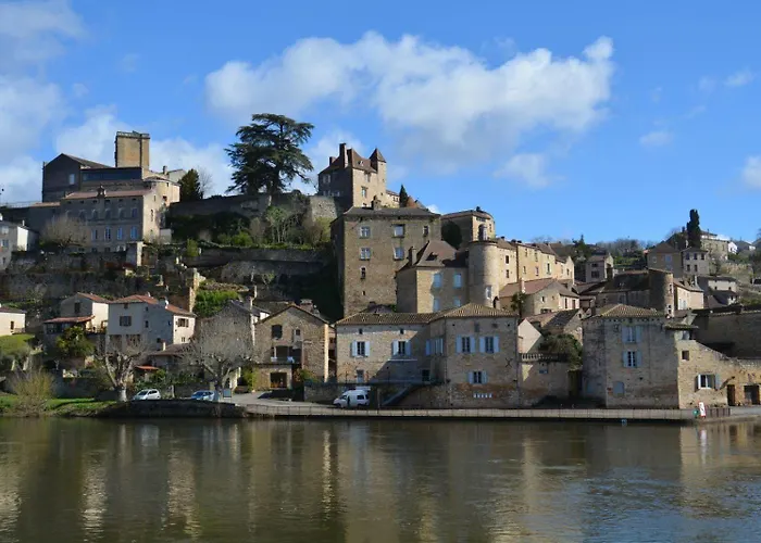Cosy Avec Terrasse Et Parking Prive Prayssac